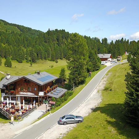 Готель Edelweisshuette Фунес Екстер'єр фото